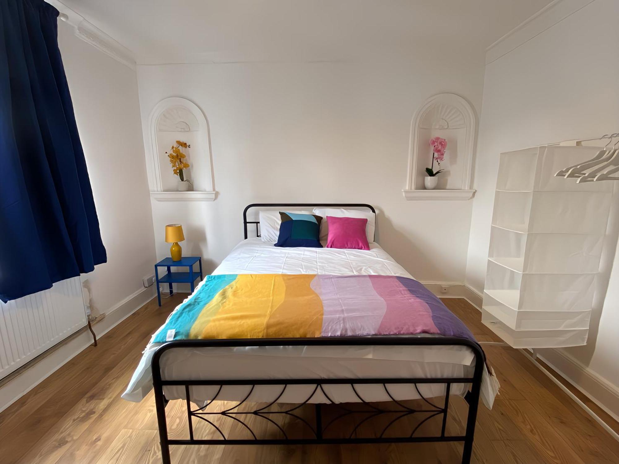 4-Bedroom Home - Perfect For Those Working In Bridgend - By Tailored Accommodation Buitenkant foto